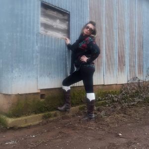 Meet your Posher, Mariama